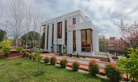 UNIVERSIDAD FRANCISCO MARROQUÍN UFM Campus Madrid Internacional Edificio